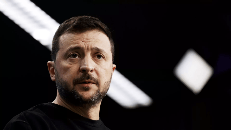 俄军深夜突袭第聂伯河！泽连斯基震怒<strong></p>
<p>如何买林奇币</strong>，乌司令当场“下课”！