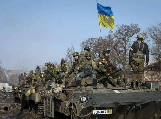 一口气倾泻5000枚导弹<strong></p>
<p>交易指数如何计算</strong>，乌军瞬间回血，俄立马召唤大部队上场