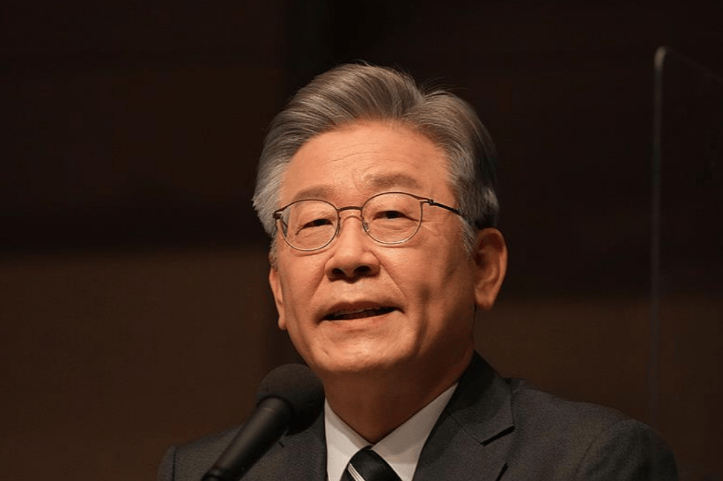 局势反转?尹锡悦获释后<strong></p>
<p>如何更新软件</strong>,李在明成韩国政坛关键变数,朴槿惠能否带来新动力?