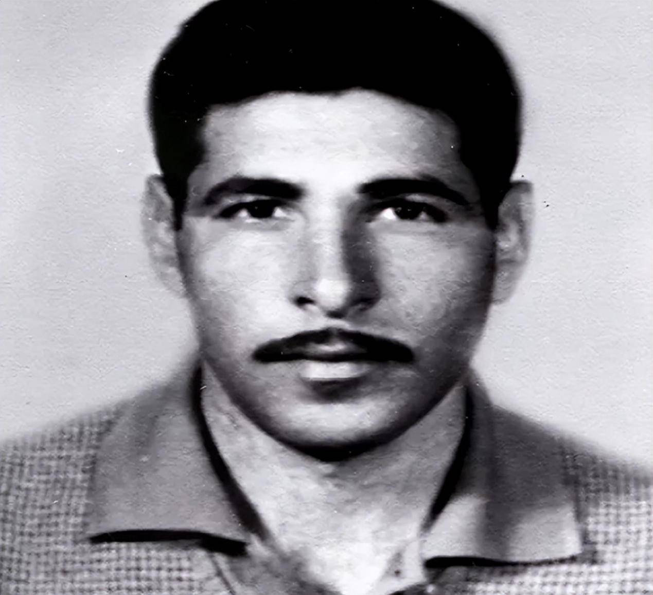 飞行员故意关闭发动机<strong></p>
<p>如何更新软件</strong>，客机坠向大西洋，217名乘客无一生还?