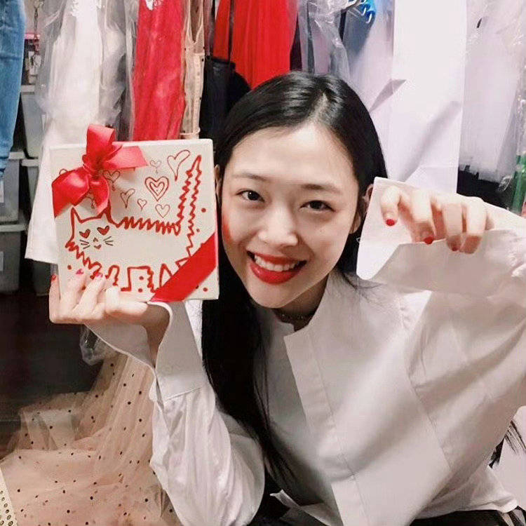 金赛纶、辉星、具荷拉、雪莉……韩国娱乐圈为何命案频发<strong></p>
<p>如何进行币币交易</strong>？