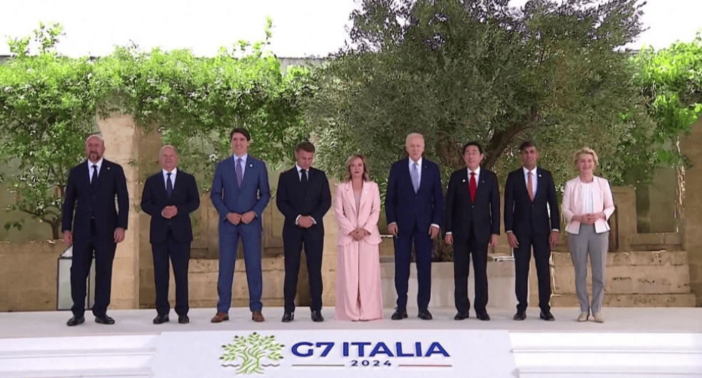 中俄关系迎来巨大变动<strong></p>
<p>新手如何购买eth币</strong>，普京彻底对华摊牌，被外交部说中了！