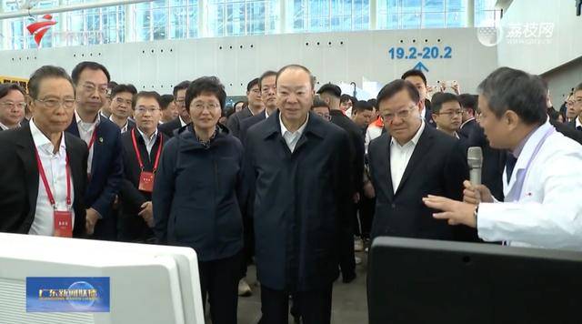 首次落地广东！省委书记、部长等共同巡馆<strong></p>
<p>如何把b币给自己</strong>，事关“头等大事”