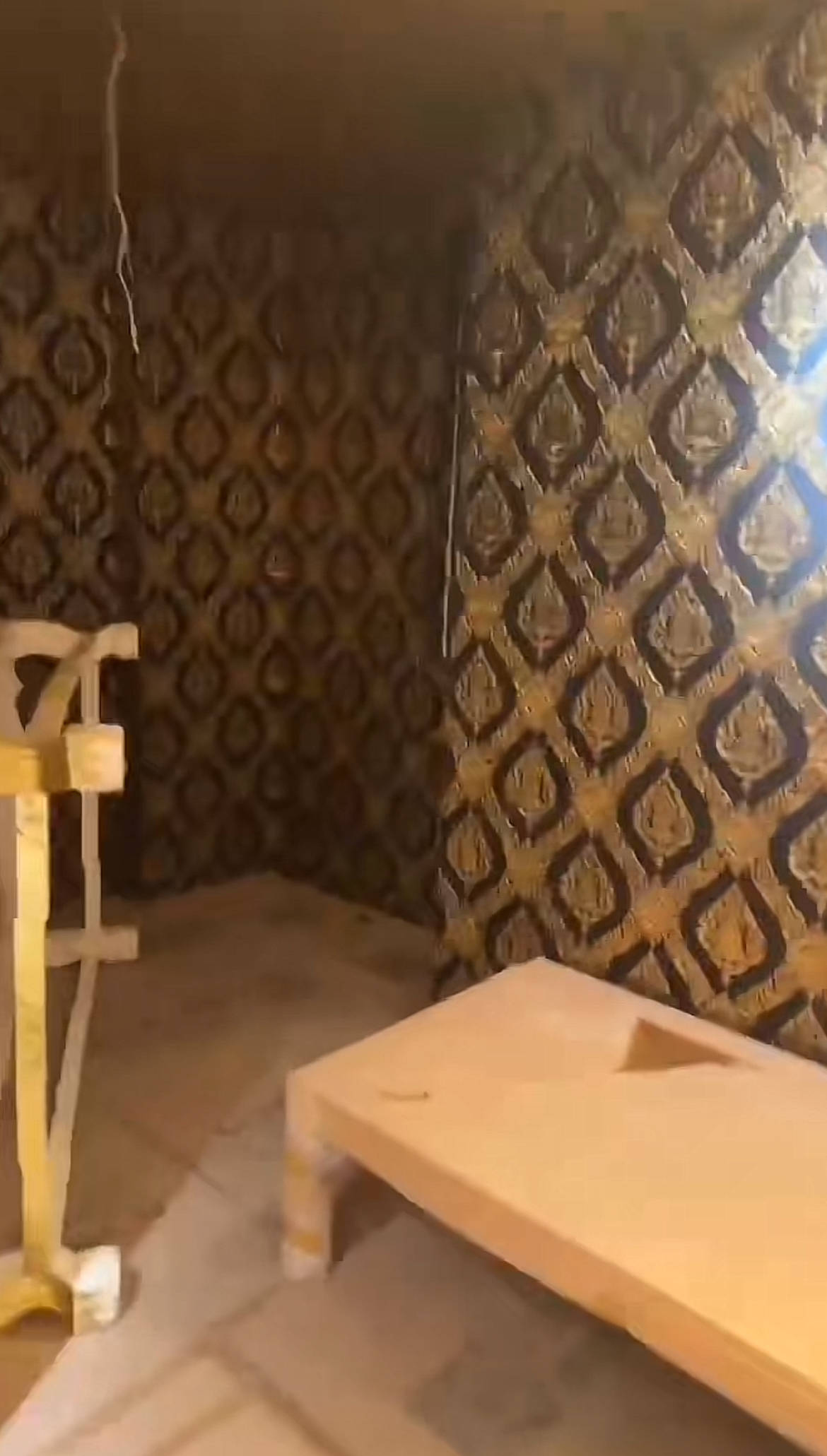 佛山一小区出现“骨灰房”还对外营业？物业回应：业主已主动拆掉装修<strong></p>
<p>如何把b币给自己</strong>，房屋恢复毛坯