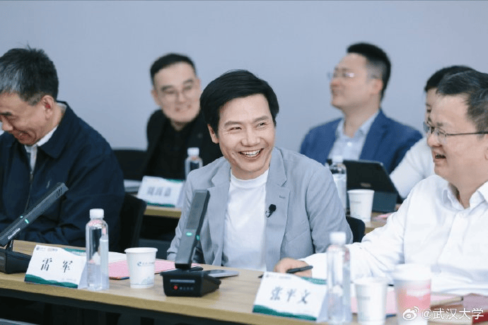 雷军回应如何保持好身材:英语不好已经让母校“蒙羞”<strong></p>
<p>如何玩转为币</strong>,不能再形象欠佳