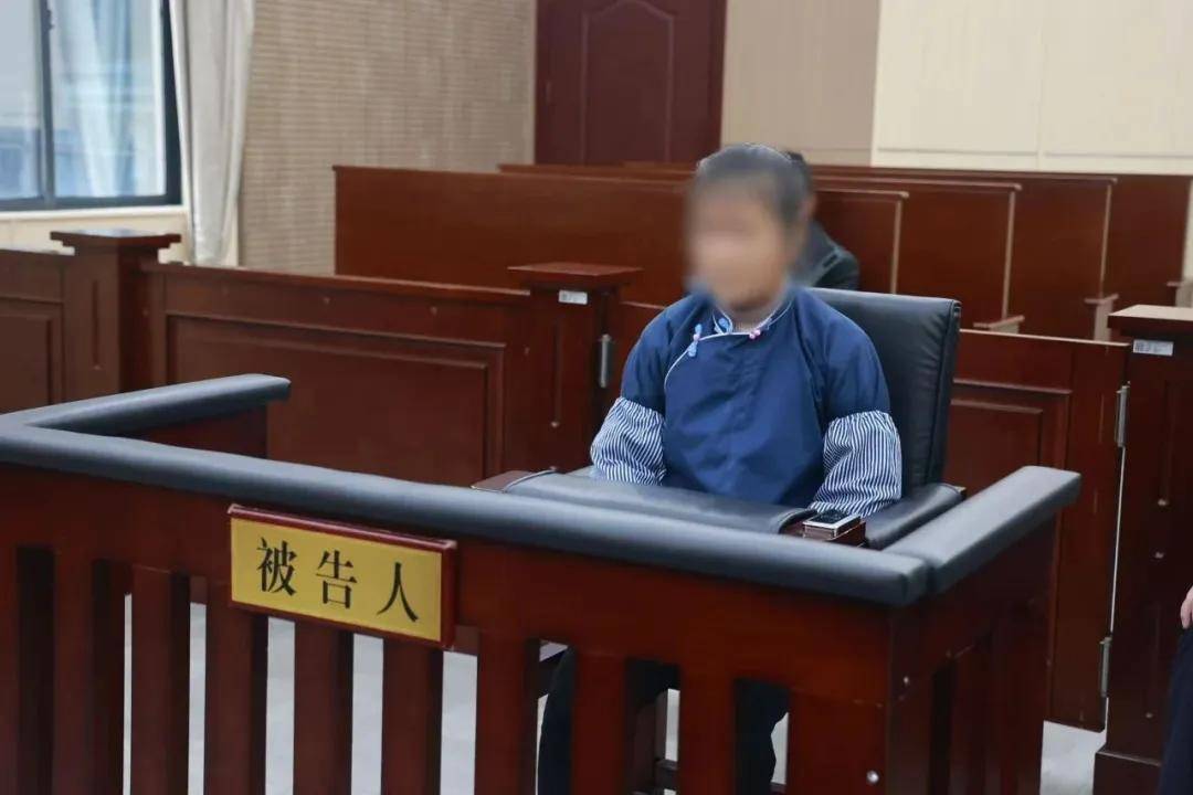 贵州一女子菜地种900余株罂粟获刑<strong></p>
<p>如何玩转为币</strong>,自称听信种子可治头昏眼花