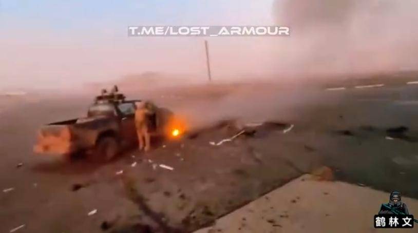 俄罗斯美女记者踩中地雷被炸死<strong></p>
<p>货币是如何产生的</strong>，乌女记者直播被无人机袭击惨叫？