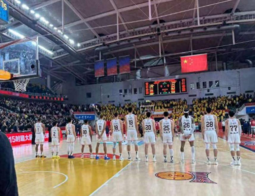 杜锋带13人出征上海!4外援+23兄弟<strong></p>
<p>如何买币</strong>,贝贝获重用