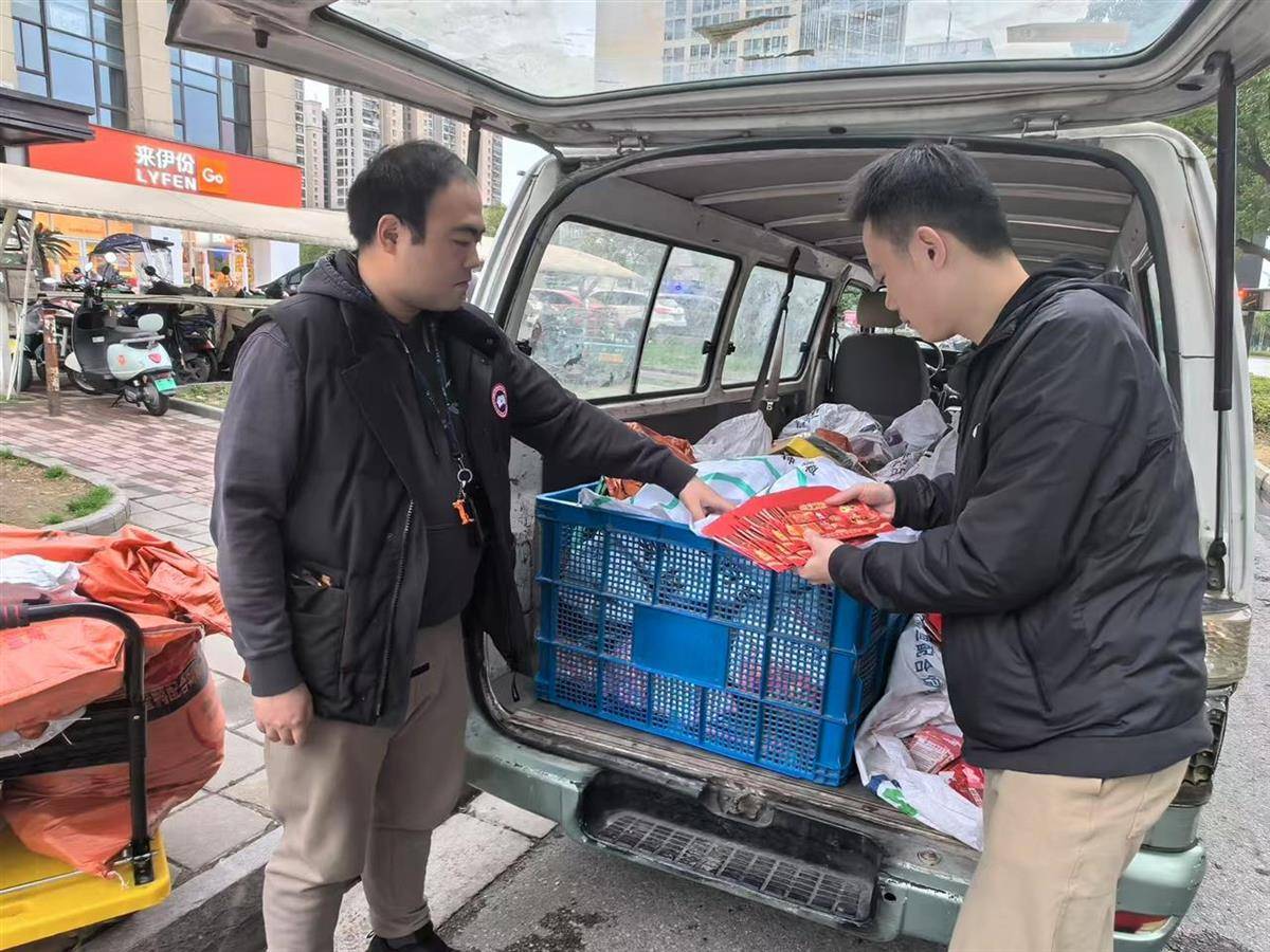 他发出的81万件快递全是电诈卡片<strong></p>
<p>如何买洪门洪币</strong>！武汉江岸警方破获特大诈骗案