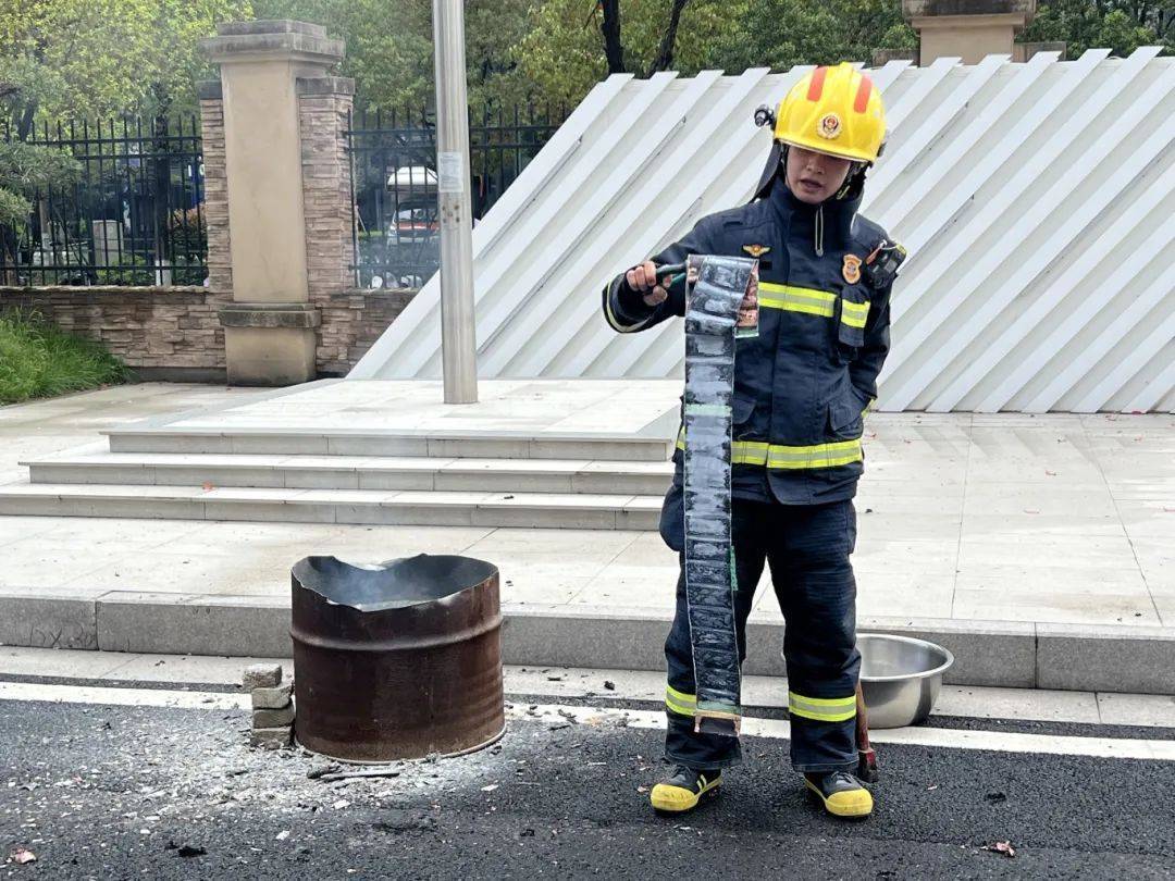 10多秒飙到400℃<strong></p>
<p>如何买洪门洪币</strong>!不少浙江人在用…