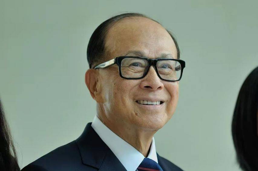 “求饶”晚了！最后一小时被无限期冻结<strong></p>
<p>债券如何进行交易</strong>，李嘉诚搬起石头砸自己的脚