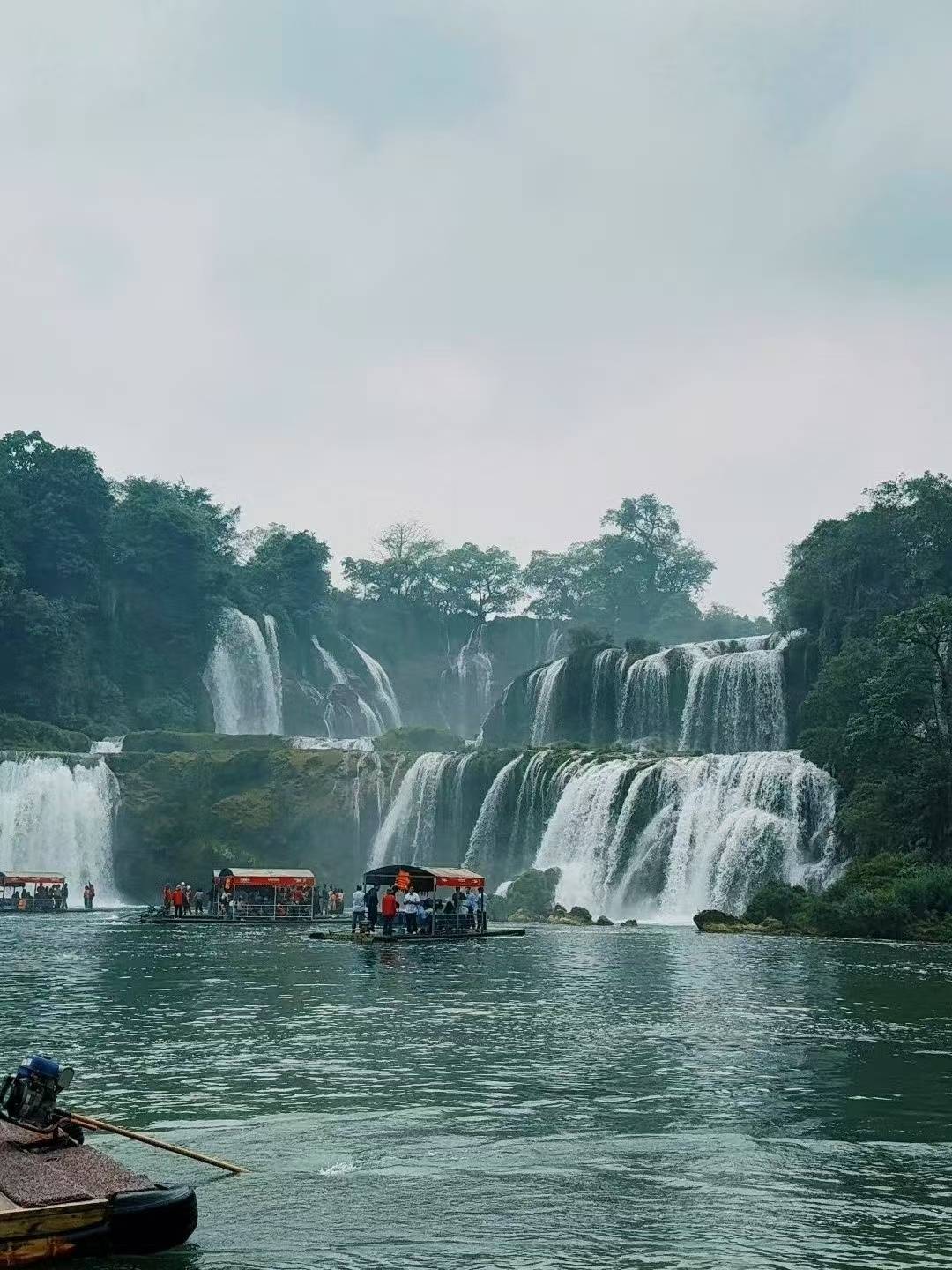 广西德天跨国瀑布变“小水滴”<strong></p>
<p>如何玩转币圈</strong>，景区：枯水期，水量要到6月以后恢复