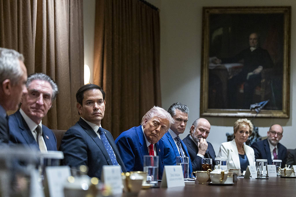 特朗普大刀砍向鲁比奥的国务院<strong></p>
<p>如何玩转币圈</strong>？“236年来最大重组之一”