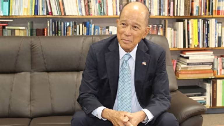 马科斯也没想到<strong></p>
<p>如何查看软件源代码</strong>，中方撤离这么快，美国也没办法，菲突收重大噩耗