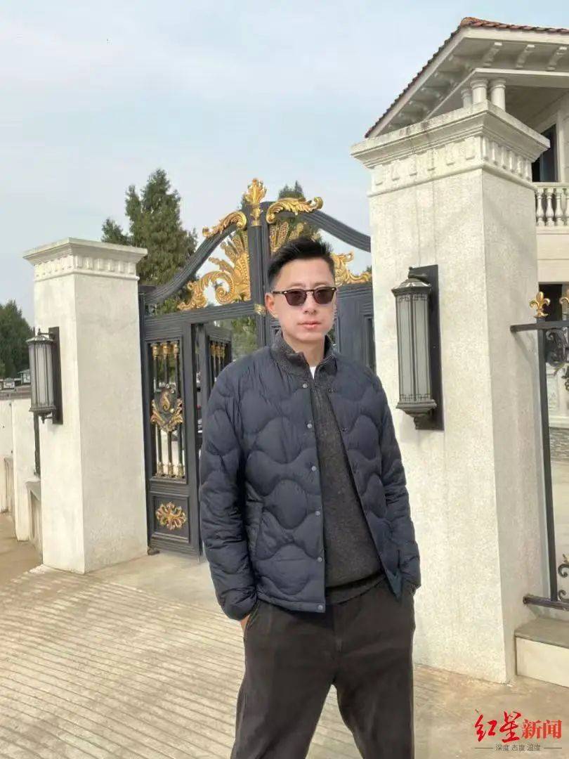 小伙搬砖9年攒200万<strong></p>
<p>如何查看软件源代码</strong>，修别墅买车：宁愿不要这些钱，若时间倒流想好好读书