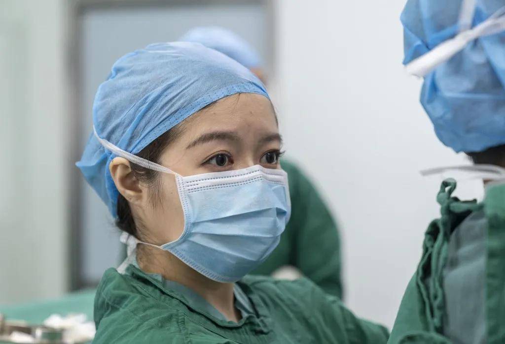 金融学生成了医学博士<strong></p>
<p>广东</strong>，协和“4+4规培”究竟是怎么回事？