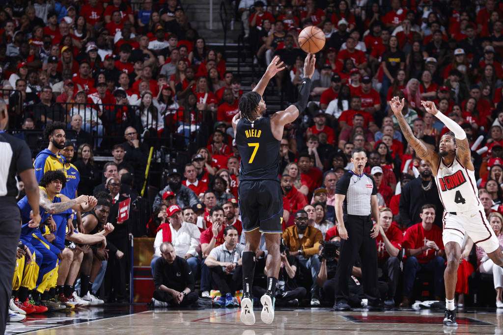 库里22分赢下抢七大战<strong></p>
<p>深圳</strong>,火箭10年难破“火勇大战”的魔咒