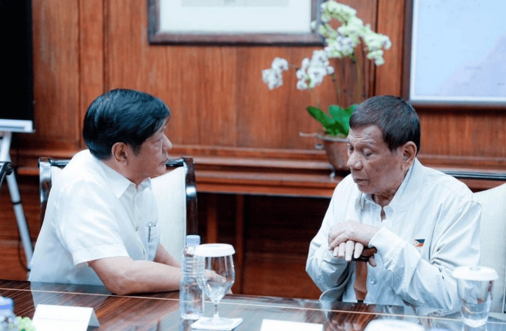 菲律宾选举倒计时<strong></p>
<p>佛山</strong>,小马科斯连出奇招险棋,竟是对华使毒计?