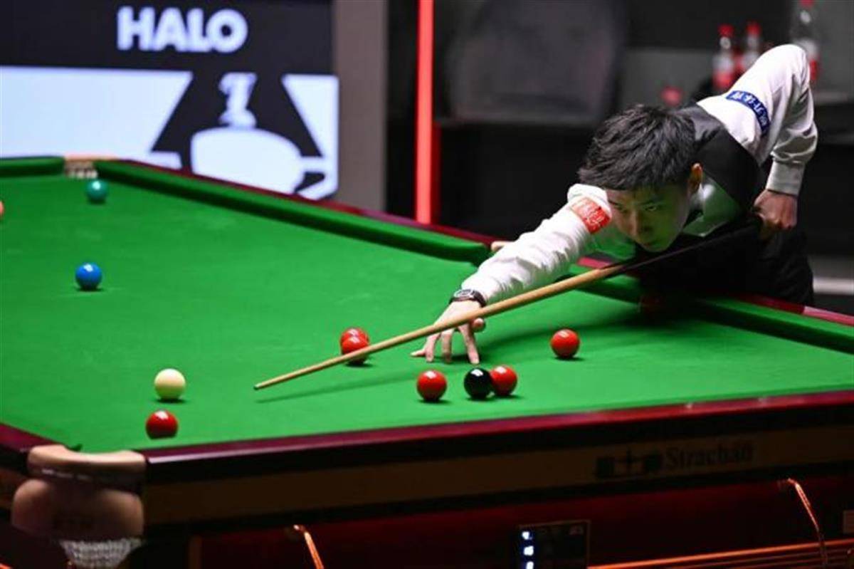 赵心童曾就读于深圳松岗中学<strong></p>
<p>佛山</strong>,老师:今天群里都在热烈讨论他