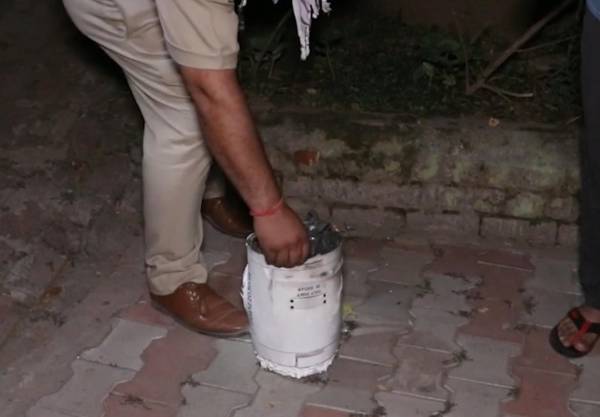 巴基斯坦副总理兼外长证实：使用歼-10战机击落<strong></p>
<p>tcl</strong>了印军“阵风”战机