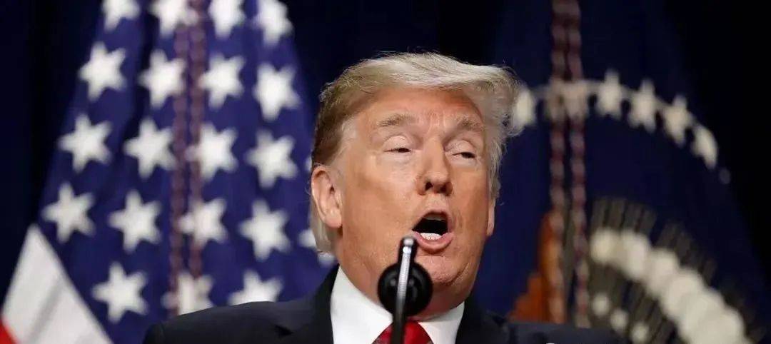 中方刚给谈判机会，不到1天，特朗普出拳：取消对华“小额豁免