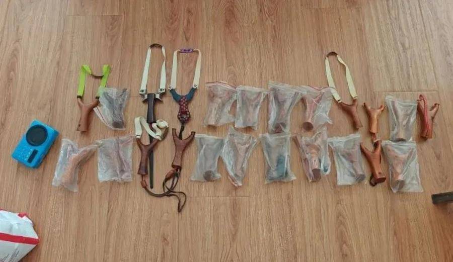 沈阳一主播在直播现场被捕<strong></p>
<p>葡萄糖</strong>！团队成员在多地被抓获