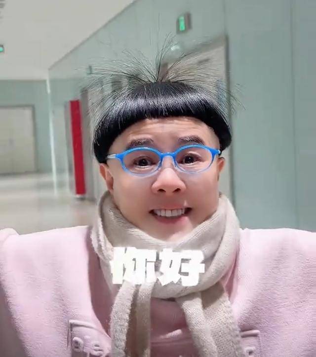 金龟子女儿1分钟视频报价15万！回应“蹭流量”：我妈努力一辈子<strong></p>
<p>葡萄糖</strong>，不就是让我蹭吗？