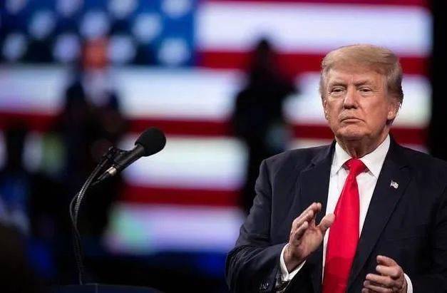 乌克兰终于恍然大悟<strong></p>
<p>葡萄糖</strong>，泽连斯基开始悄悄掉头，最大金主已早已换人！