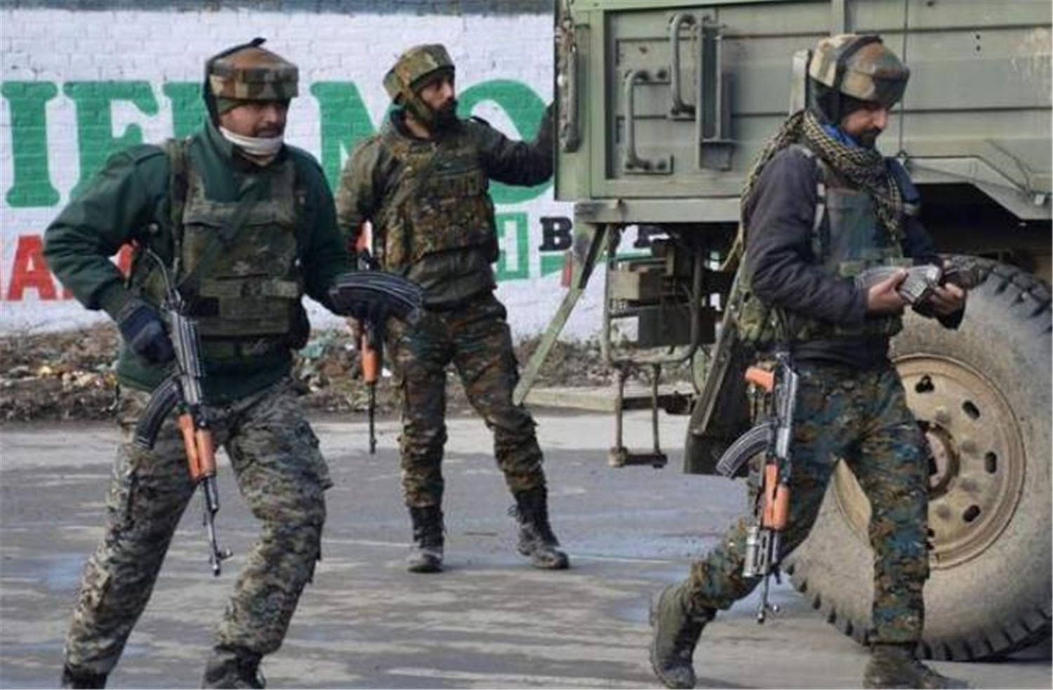 印度找到大败的原因了<strong></p>
<p>刺绣</strong>，撤换全部阵风导弹，要跟巴军战第二场？