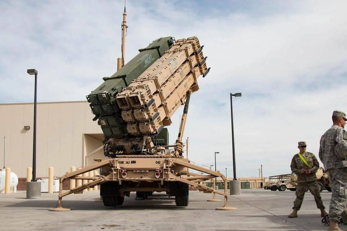 台海大结局将至！中美同时有动作<strong></p>
<p>刺绣</strong>，台军传出异动，赖清德无路可逃