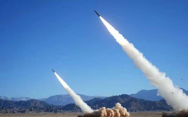 东部战区演习<strong></p>
<p>ada</strong>，曝光解放军杀手锏：岛上顽固分子一个都跑不了