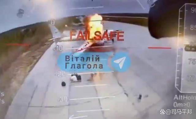 前线大捷<strong></p>
<p>a币</strong>,撤换陆军司令后,泽连斯基亲自指挥,摧毁俄41架轰炸机