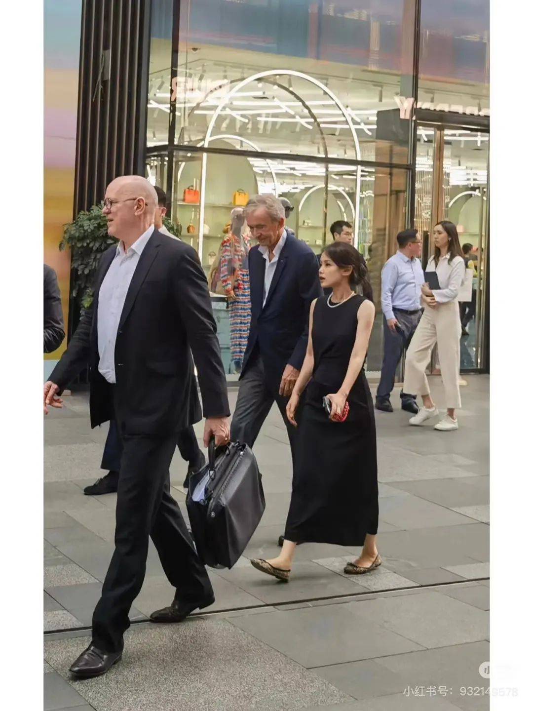 这个“女掌门”获晋升！她曾因陪同LVMH老板太古里巡店走红