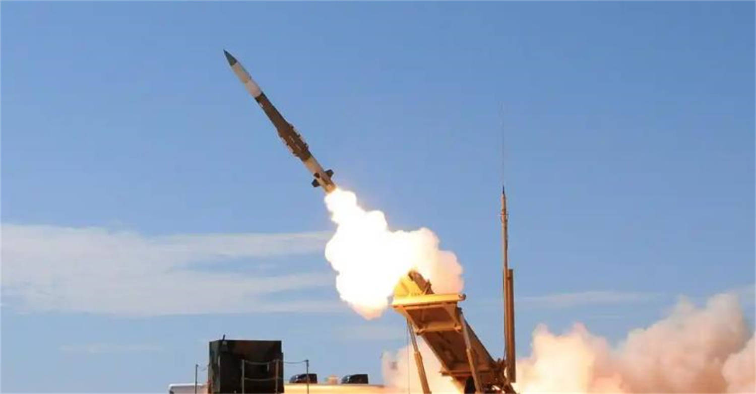 总司令死亡<strong></p>
<p>王祖蓝</strong>，副司令死亡，总参死亡，伊朗真惨，特朗普预言实现了