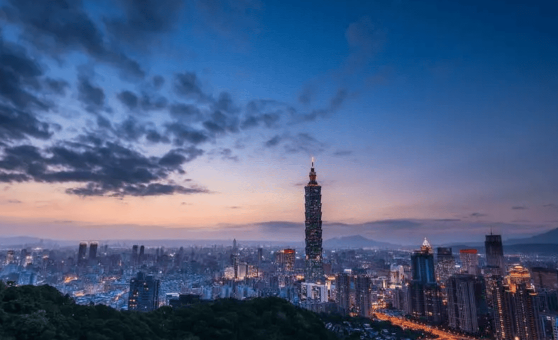 罕见！马英九访问大陆<strong></p>
<p>王祖蓝</strong>，特别提及统一，国台办撕开赖清德“遮羞布”