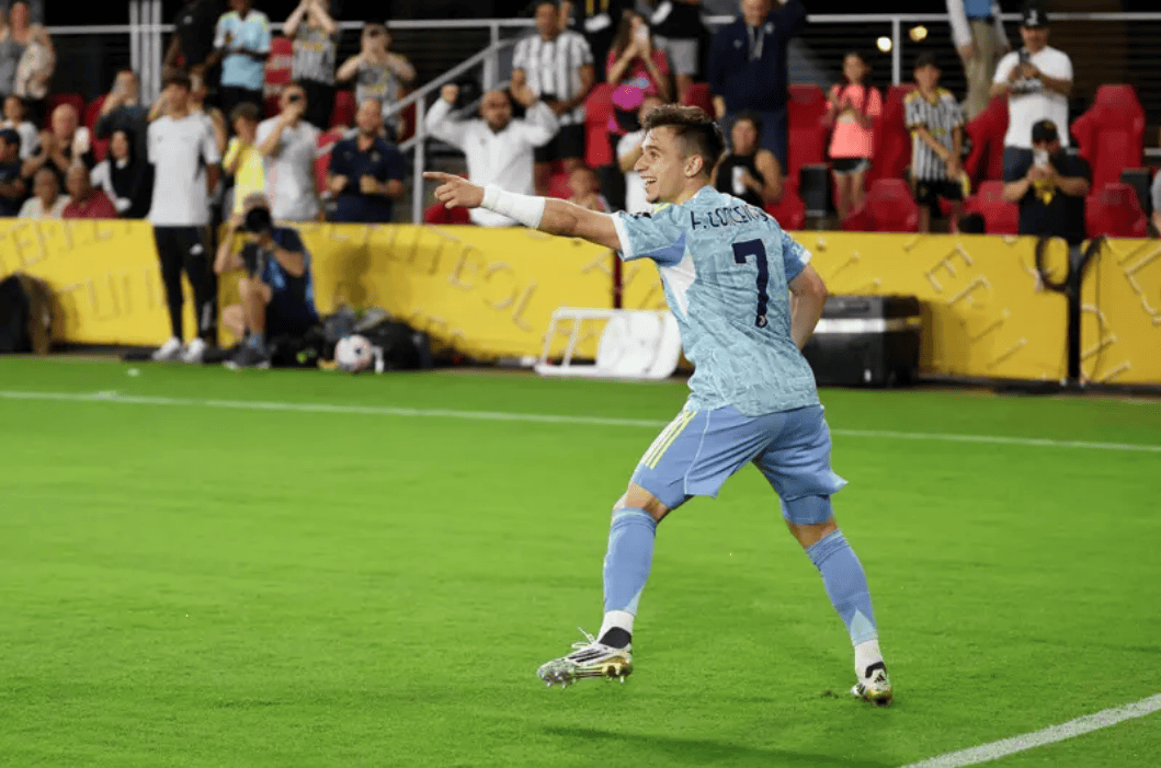 世俱杯-穆阿尼孔塞桑各2球 伊尔迪兹世界波尤文5-0横扫