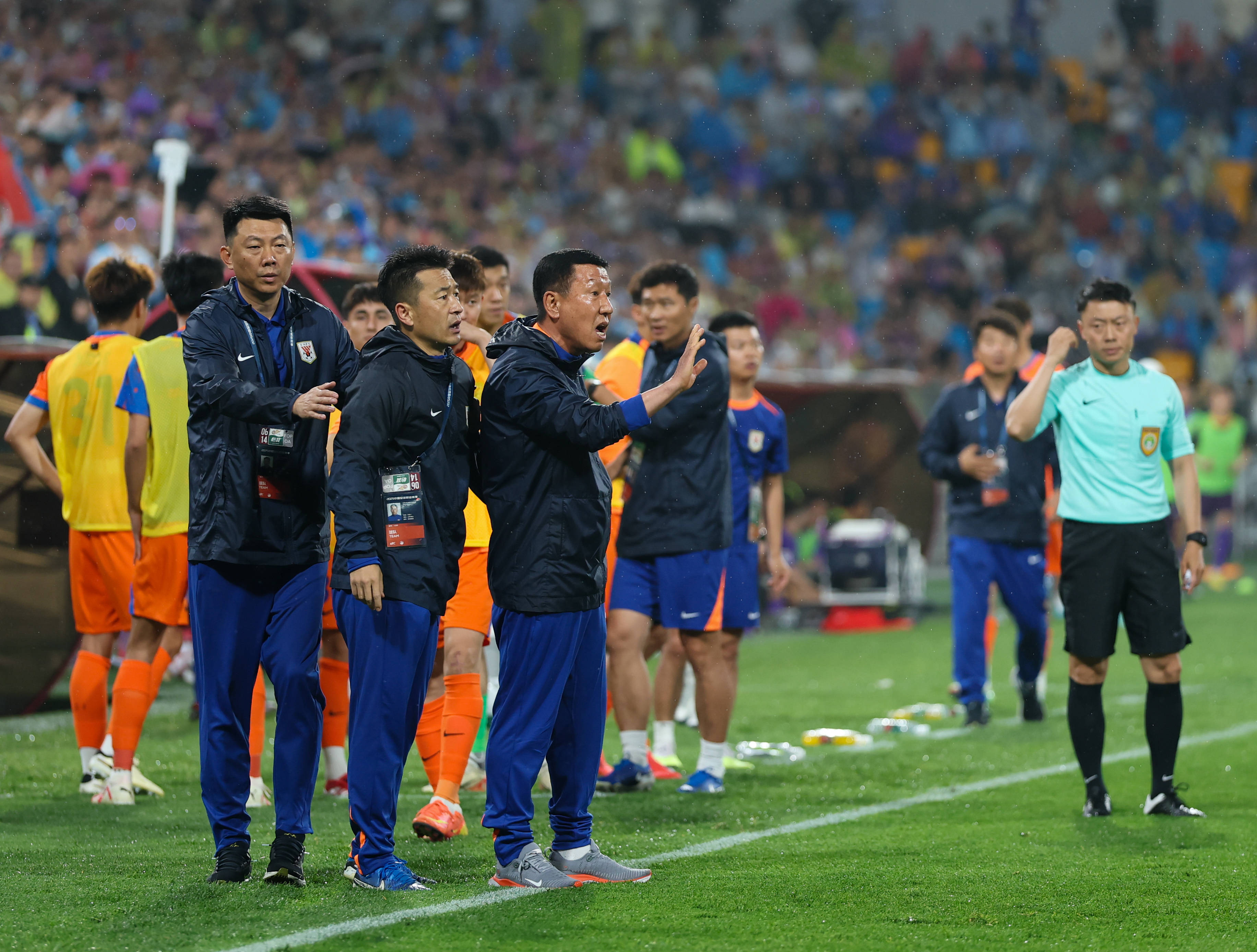 赛后发表不负责任评论<strong></p>
<p>王宝强</strong>，泰山主帅遭禁赛1场 罚款1万元