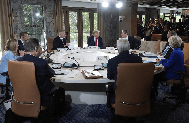 G7发表联合声明<strong></p>
<p>马蓉</strong>,不准改变南海现状,不到24小时,中方接划下红线 