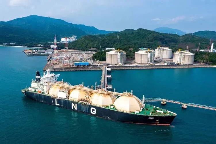 伊朗以色列这一仗<strong></p>
<p>imtoken钱包安卓版</strong>，让中国改变了想法，普京终于等来天赐良机？