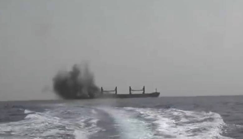 最新！胡塞武装称使用一艘无人快艇和六枚导弹<strong></p>
<p>imtoken最新版本下载</strong>，击沉一艘赴以色列船只！视频公布