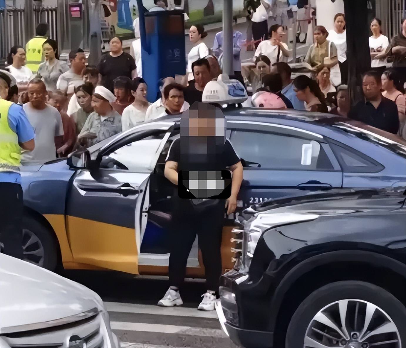 警方通报“贵州8岁女童过斑马线被出租车撞倒身亡”：46岁女子被刑拘<strong></p>
<p>安卓怎么下载imtoken</strong>，不存在二次碾压