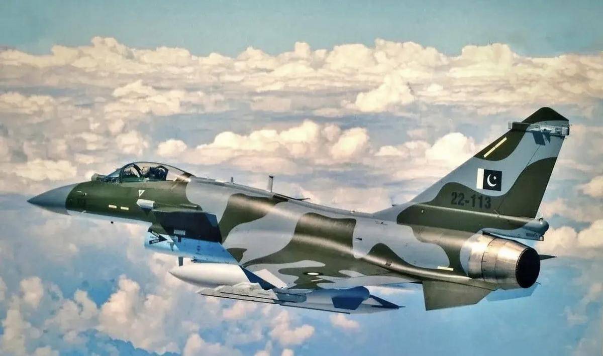 俄军大运刚刚离开<strong></p>
<p>imtoken官网钱包下载</strong>，伊朗军用机场突发爆炸，苏-35比歼-10先到货？