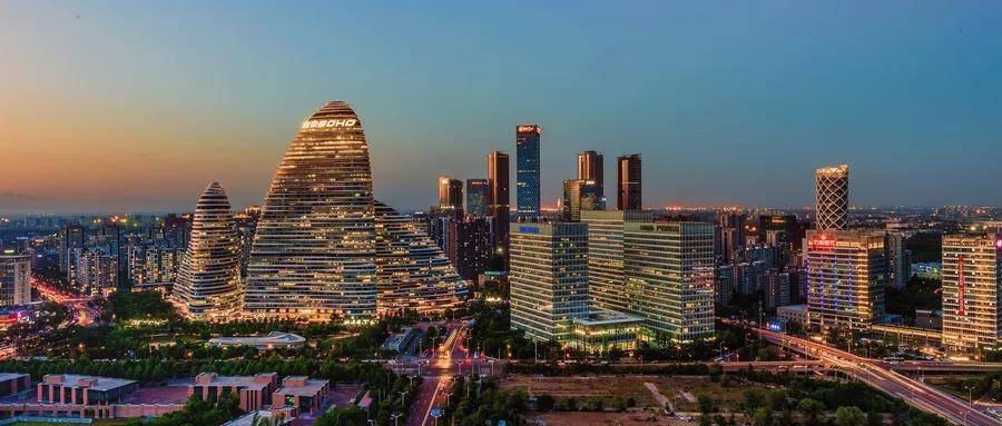 半年报出炉，“消费第三城”再承压