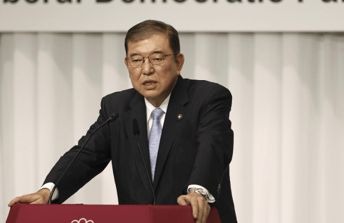 支持率暴跌至22%<strong></p>
<p>LTC</strong>，深陷下台水域的石破茂，想挑战中美打开出路