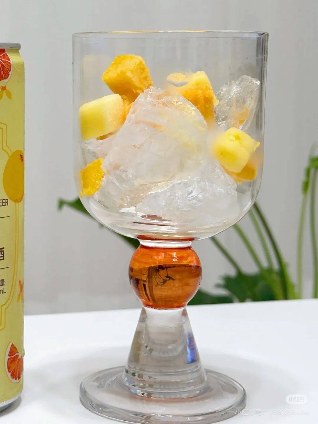 越卖越贵<strong></p>
<p>LTC</strong>，中产都开始“抢冰块”了？