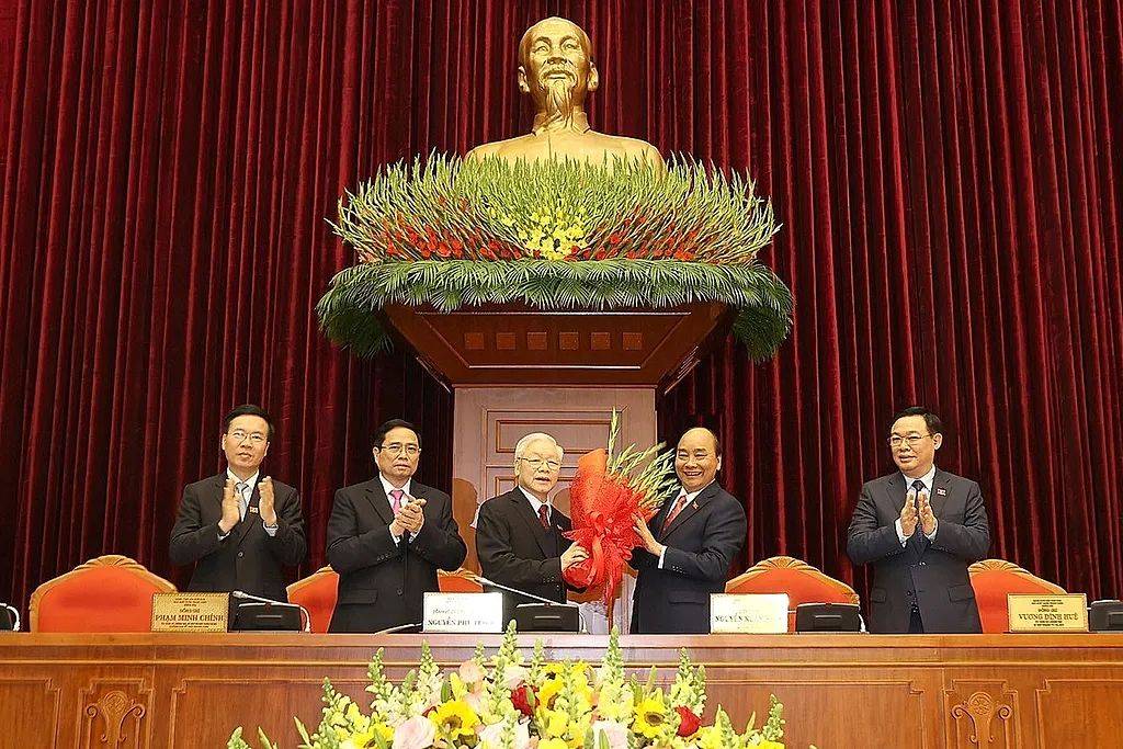 越南多名前国家领导人<strong></p>
<p>LTC</strong>，为何辞职后被加重处分？