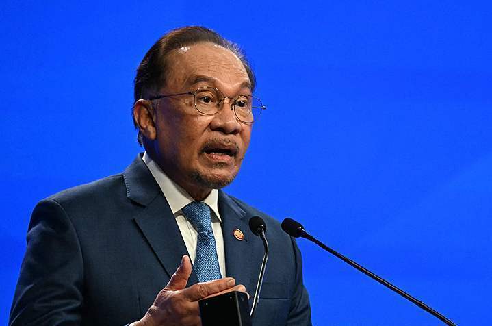 马来西亚总理：将与泰柬两国领导人会谈 希望双方停止冲突