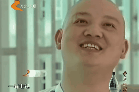 三等功法警制毒31吨，骑单车逃出警察包围，还去大学教课