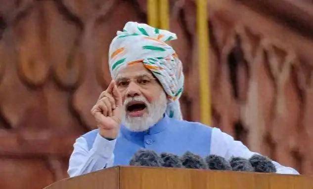 印度开始了!四艘主力舰潜入南海<strong></p>
<p>okb发行价</strong>,黄岩岛搅局,毫不掩饰对华敌意