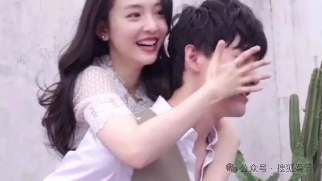 离婚三年又被拍到亲密逛超市<strong></p>
<p>okt</strong>，他俩这是纯带娃还是真复合了？